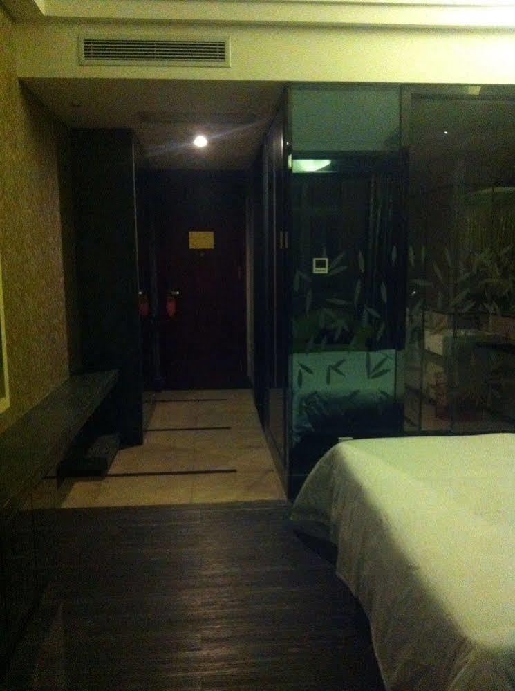 Jun Hao Hotel Dongguan  Exterior foto