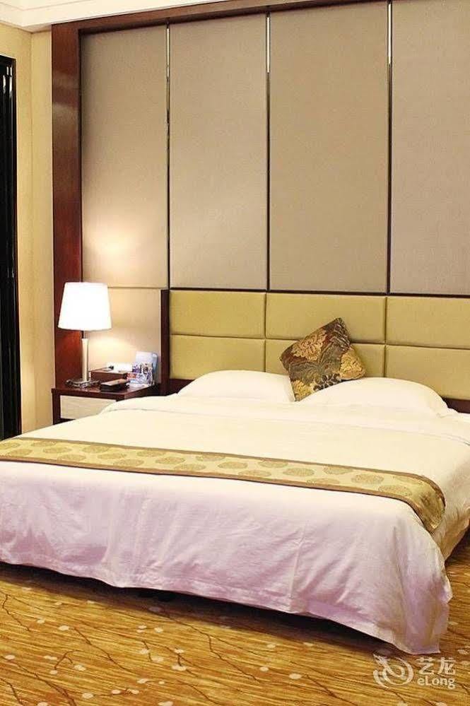 Jun Hao Hotel Dongguan  Exterior foto